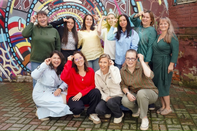 Иллюстрация к публикации «Приветствуем вас на странице проекта «Своя школа». На связи команда.» на сайте «Своя школа».